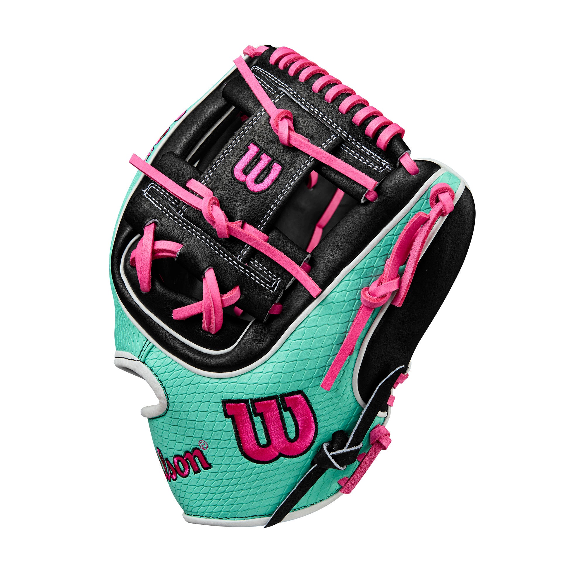 Wilson Summer 2025 A2K 1720 Model 11.5" Infield Baseball Glove - Image 4