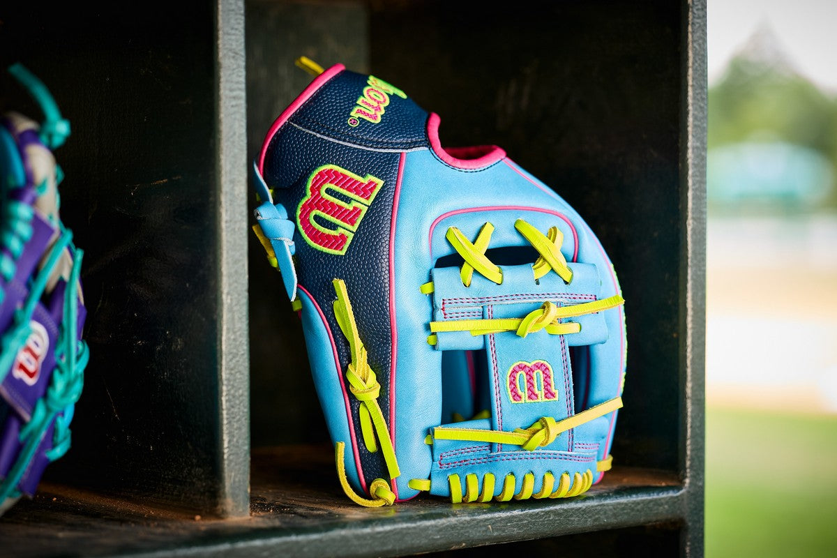 Wilson Spring 2026 A2000 1786 Model 11.5" Infield Baseball Glove - Image 3